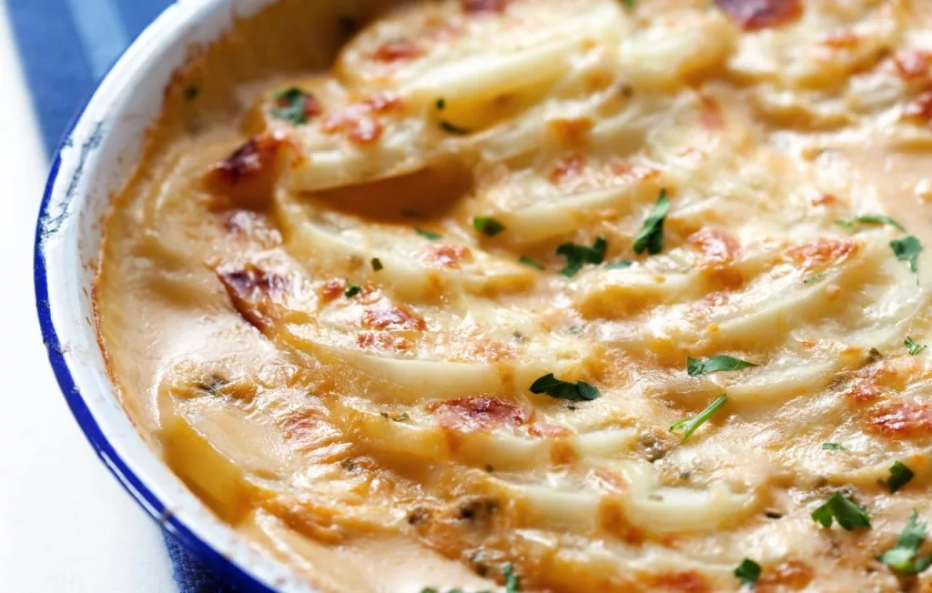 savoring-scalloped-potatoes