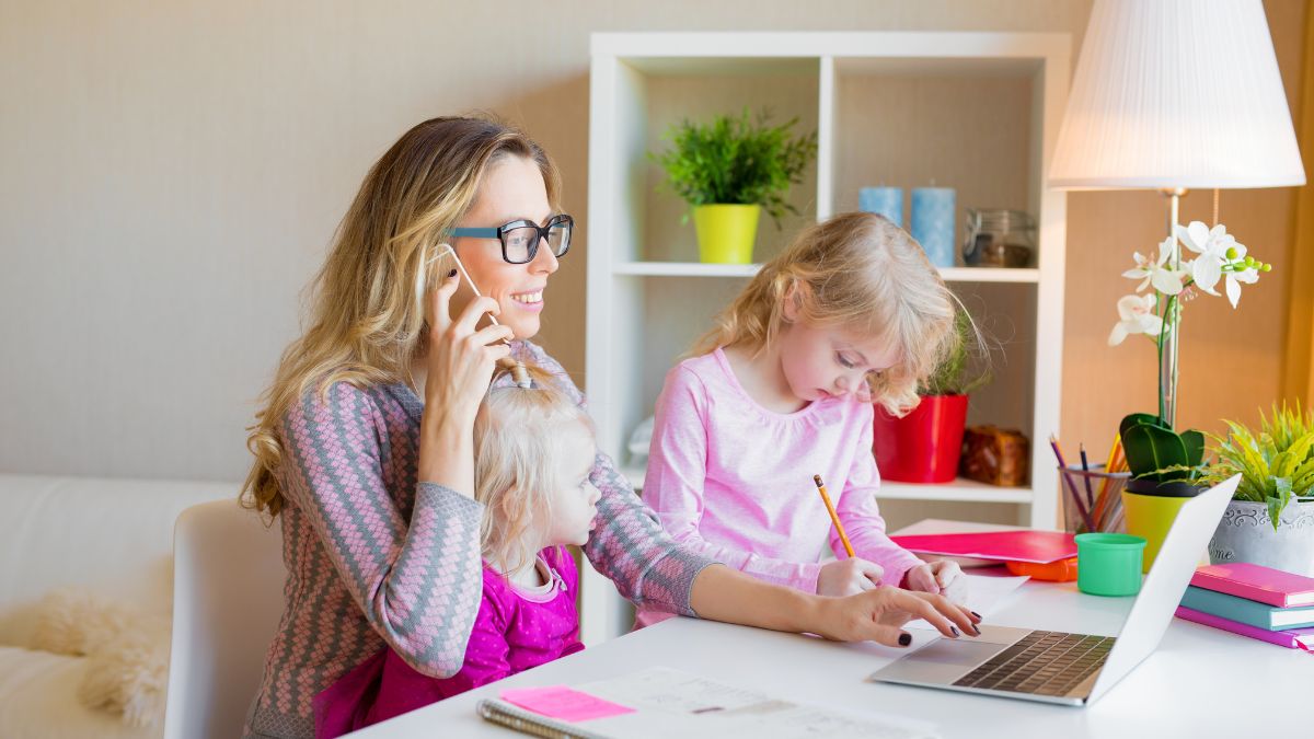 side hustling ideas for a stay at home parent